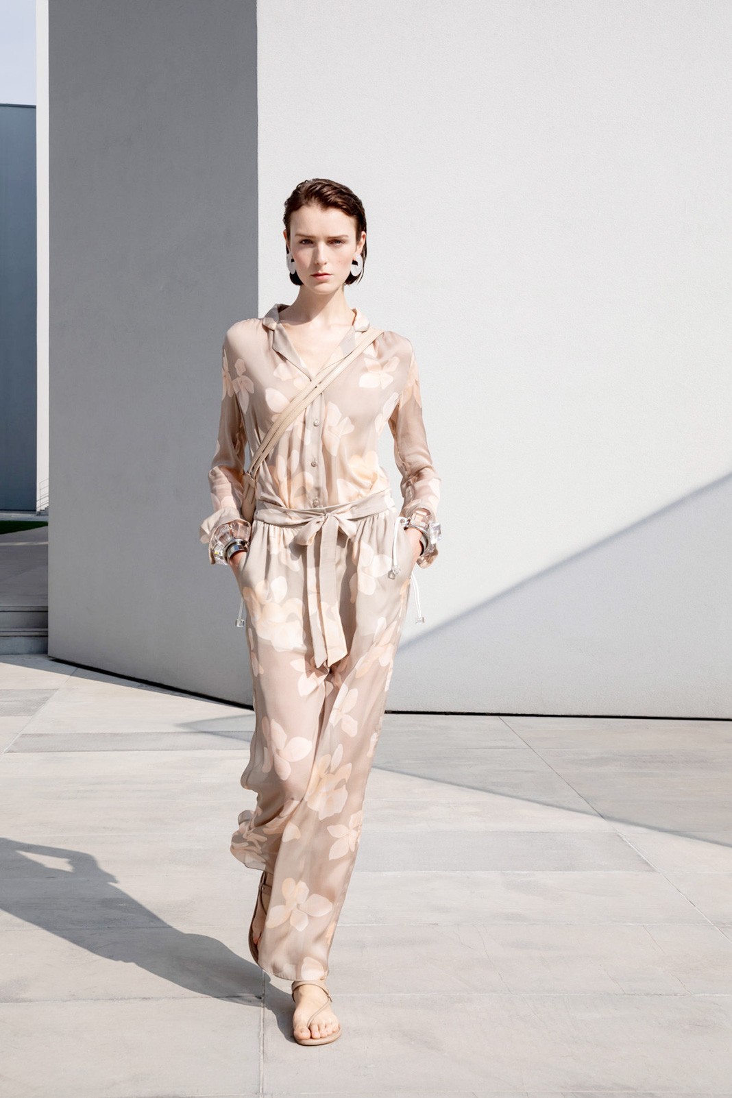 Emporio Armani Spring/Summer 2021 Ready-to-Wear Emporio Armani Spring/Summer 2021 Ready-to-Wear Collection