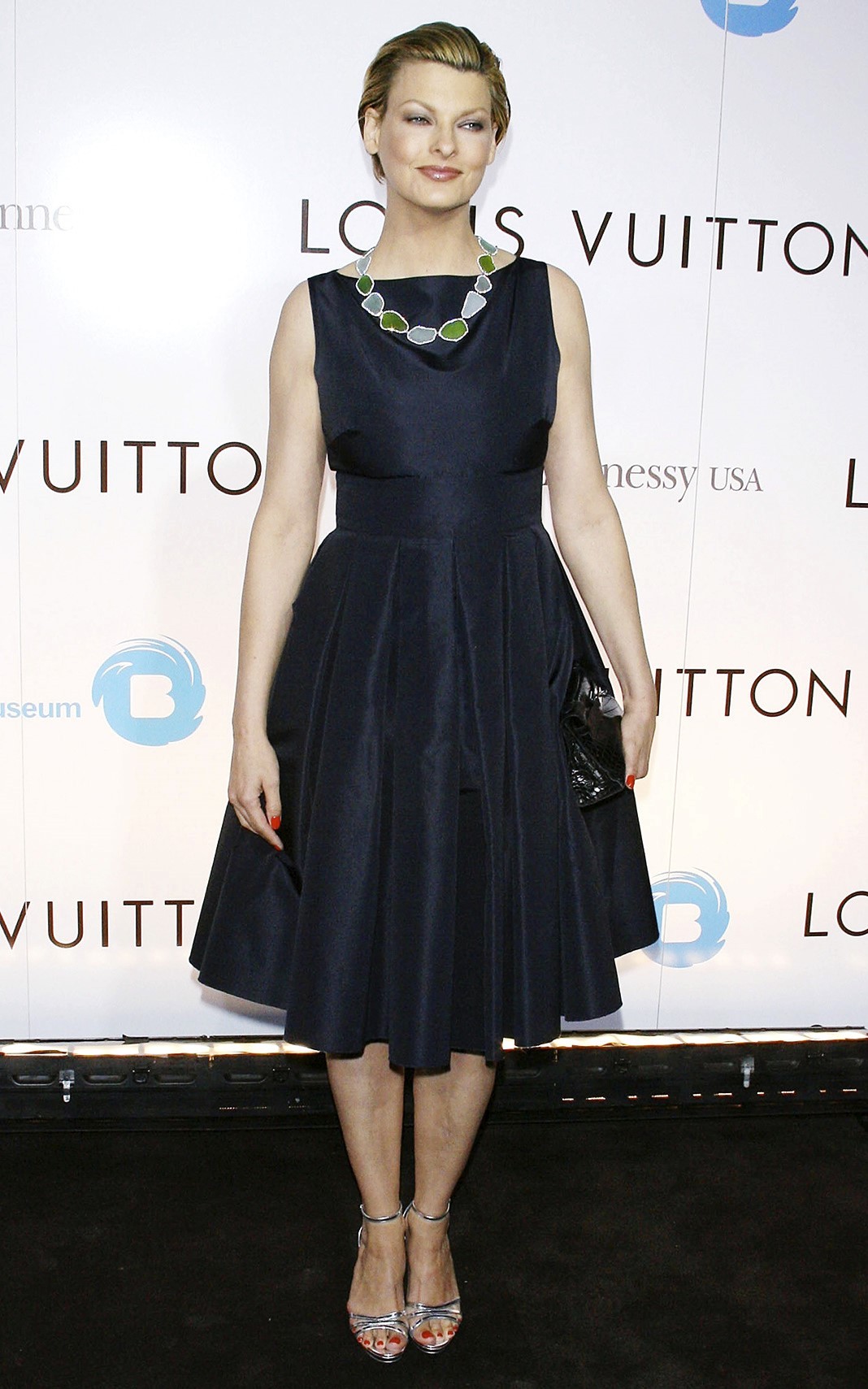 Линда Евангелиста на Gala Ball 2008 Бруклинского музея и Louis Vuitton в честь японского художника Такаши Мураками