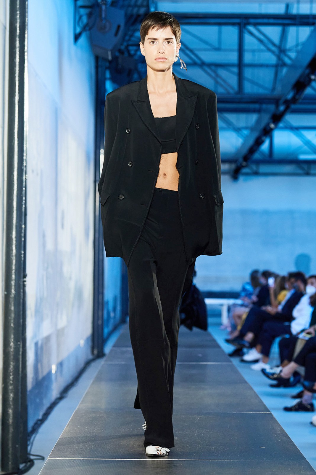 No.21 Spring/Summer 2021 Ready-to-Wear Collection No.21 S/S 2021 Ready-to-Wear Collection