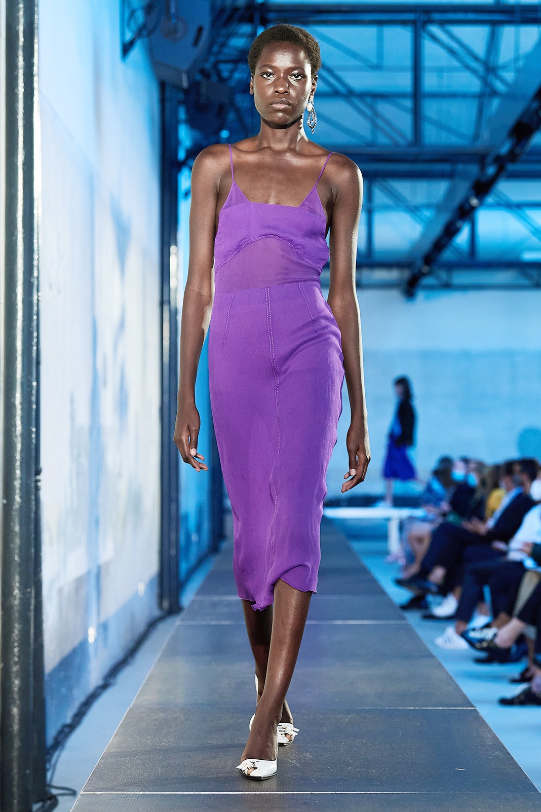No. 21 Spring 2021 Ready-to-Wear No. 21 Spring 2021 Ready-to-Wear Collection