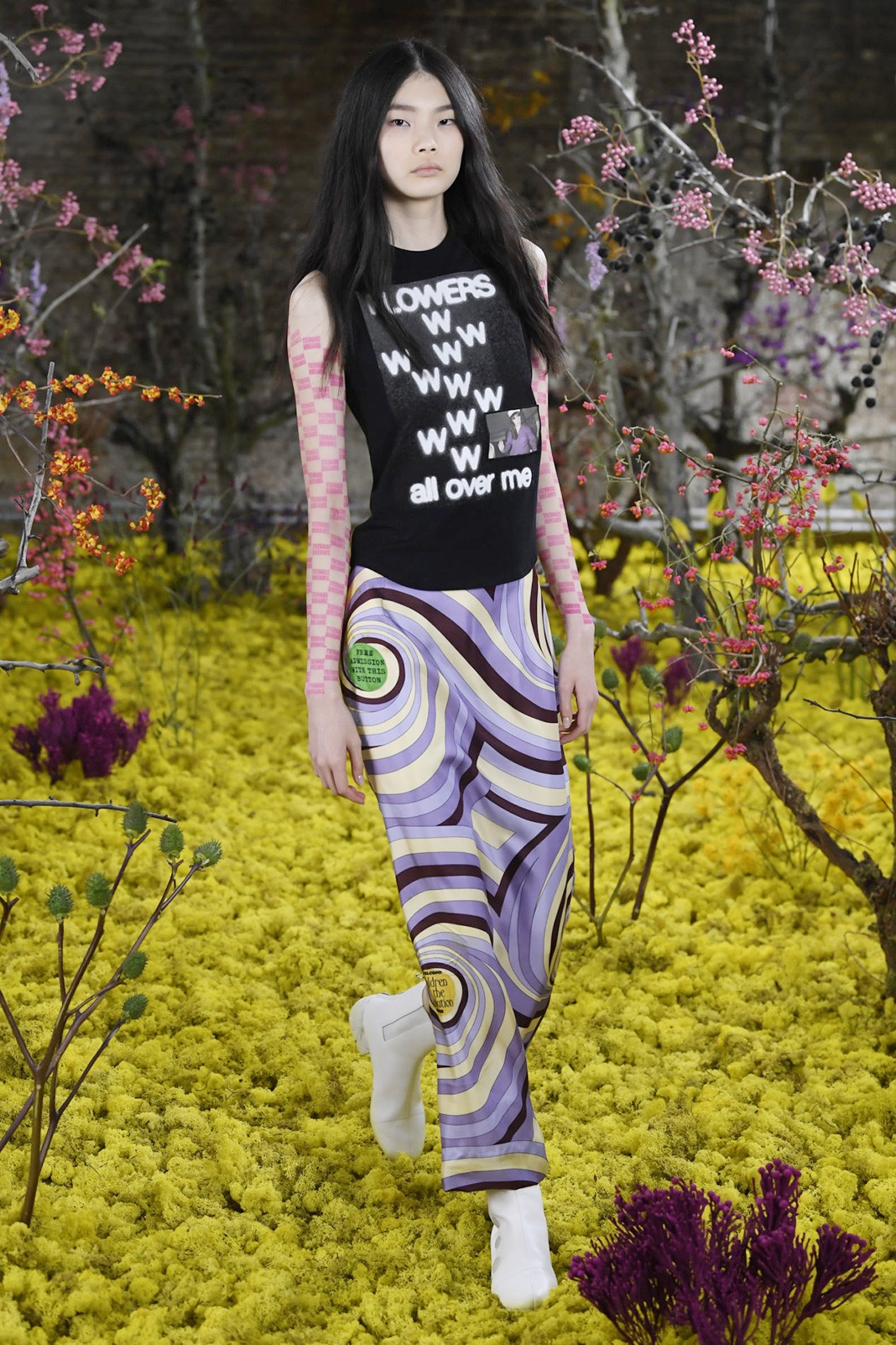 Raf Simons Spring/Summer 2021 Ready-to-Wear Raf Simons Spring/Summer 2021 Ready-to-Wear Collection