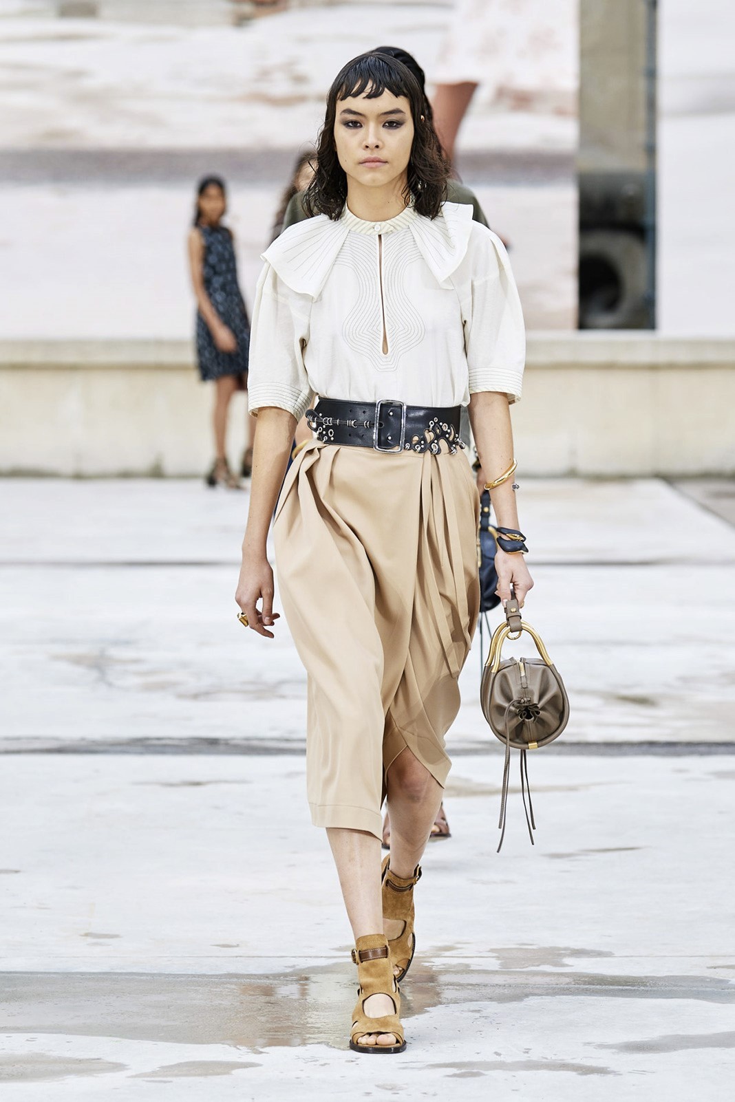 Chloé Spring/Summer 2021 Ready-to-Wear Chloé Spring/Summer 2021 Ready-to-Wear Collection