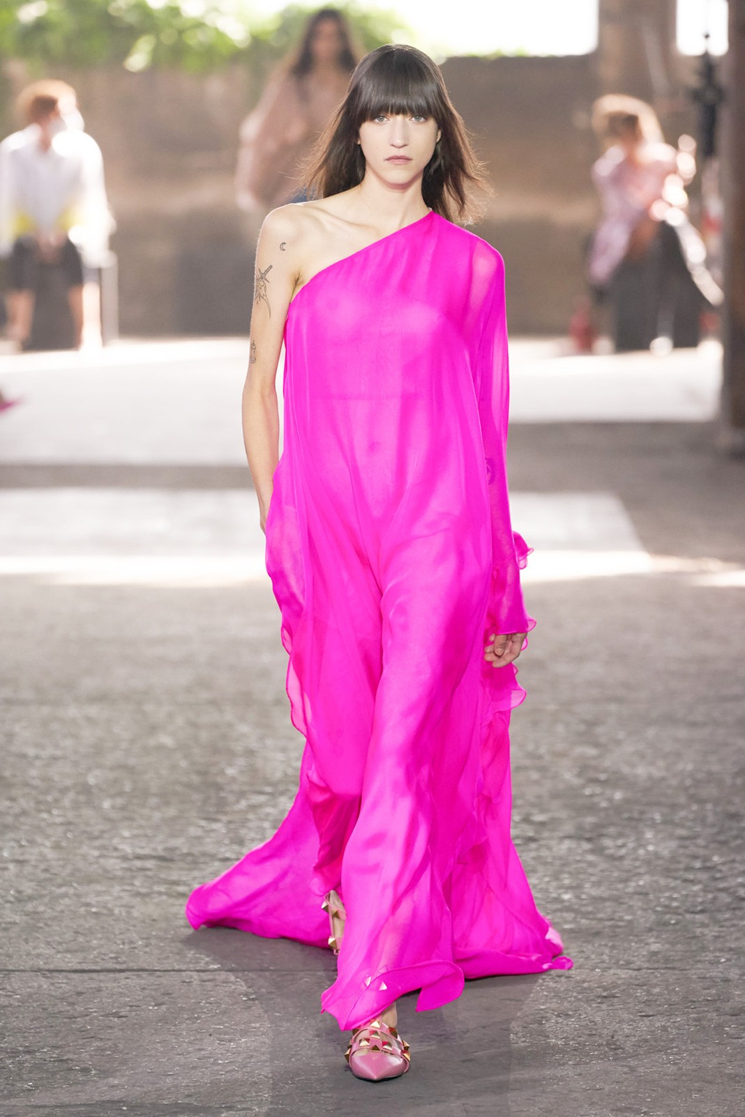 Valentino Spring/Summer 2021 Ready-to-Wear Valentino Spring/Summer 2021 Ready-to-Wear Collection