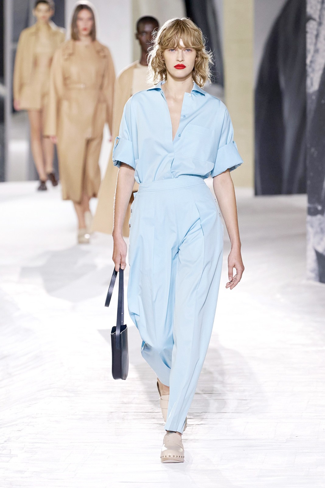Hermès Spring/Summer 2021 Ready-to-Wear Hermès Spring/Summer 2021 Ready-to-Wear Collection