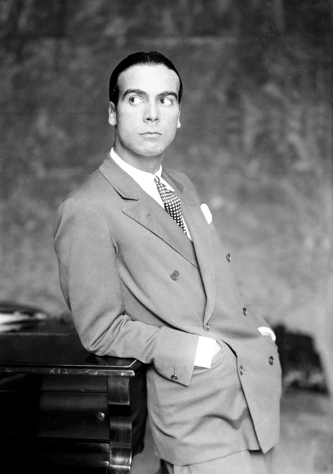 Кристобаль Баленсиага, 1927 г.
