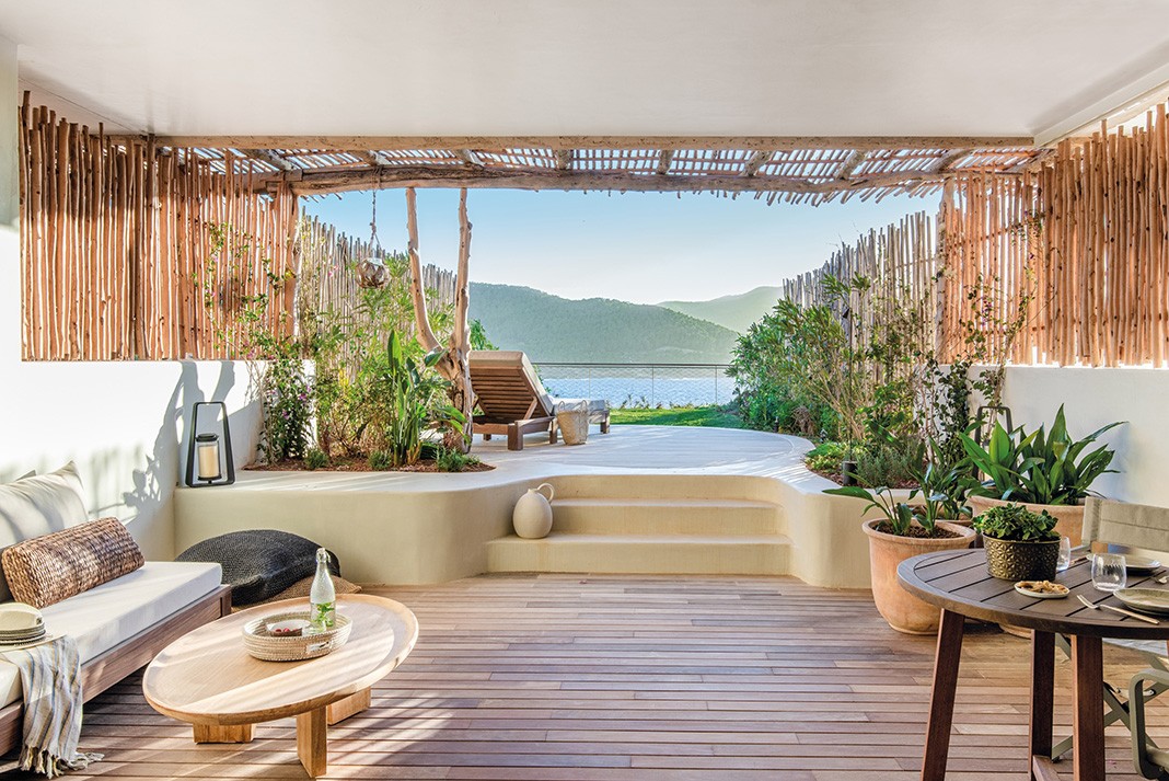 Sea View Junior Suite на курорте Six Senses Ibiza