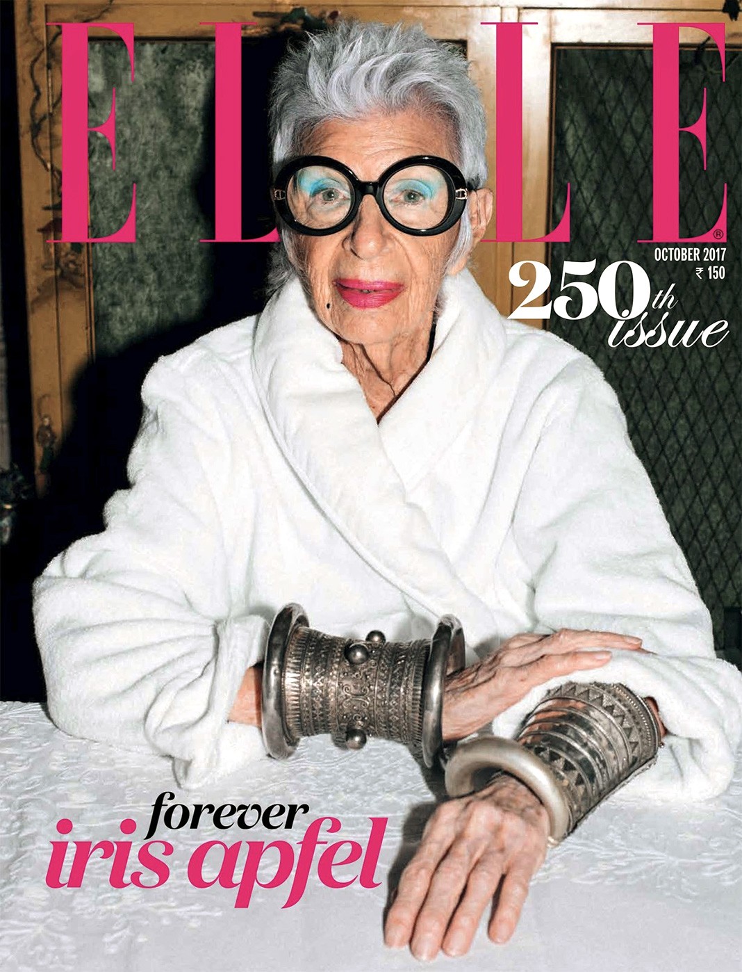 Айрис Апфель на обложке журнала Elle India, ноябрь 2017 г. На обложке журнала Elle India, ноябрь 2017 г.