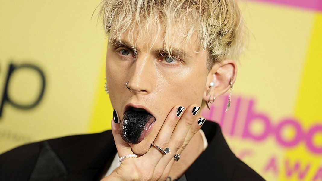 Колсон Бэйкер на церемонии вручения премии Billboard Music Awards Колсон Бэйкер на Billboard Music Awards