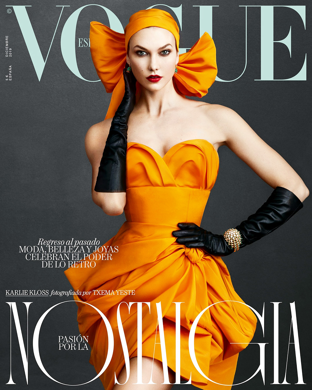 Карли Клосс на обложке журнала Vogue España, декабрь 2019 г. На обложке журнала Vogue España