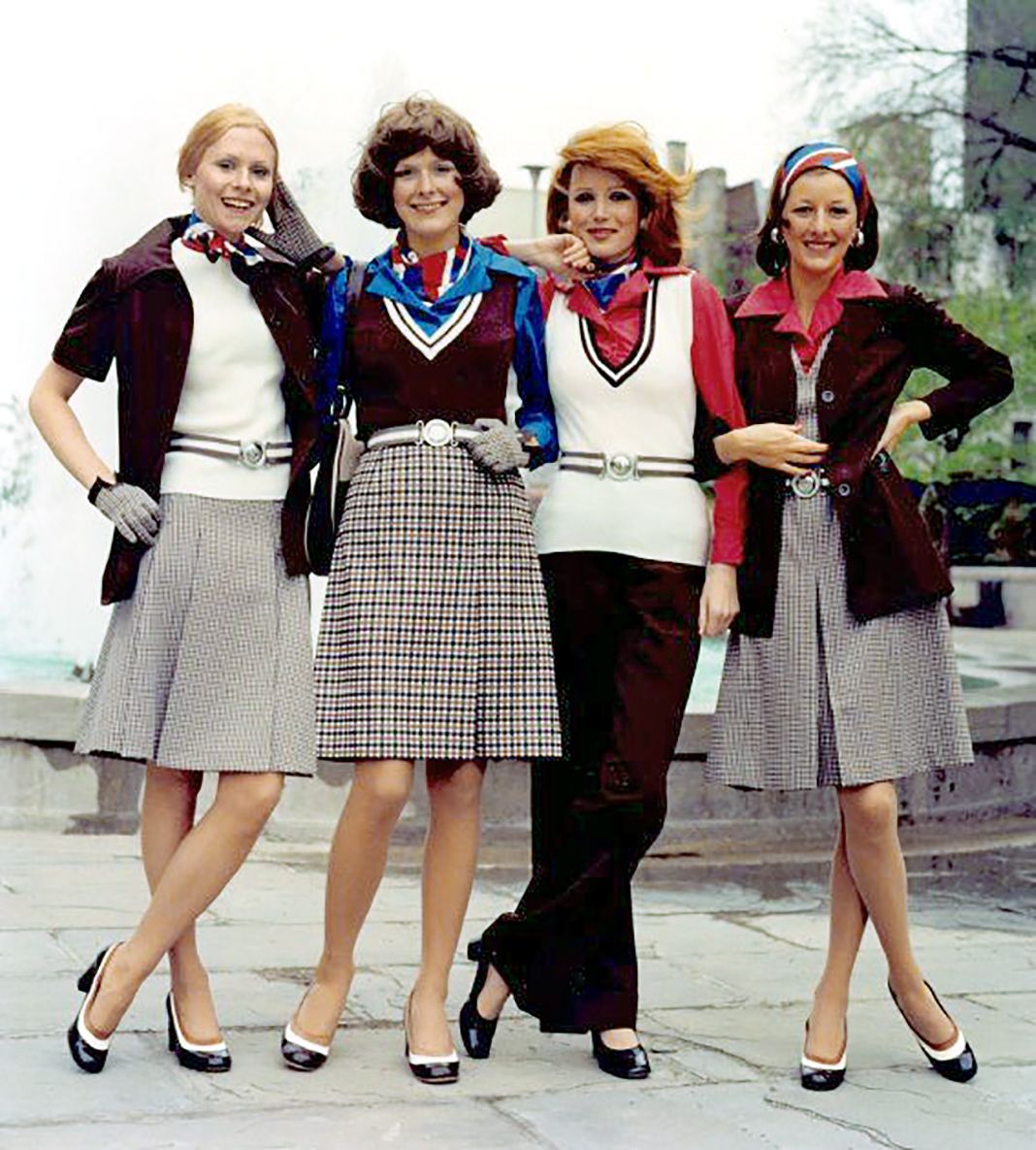 Стюардессы Air Canada, 1971 г. Стюардессы Air Canada