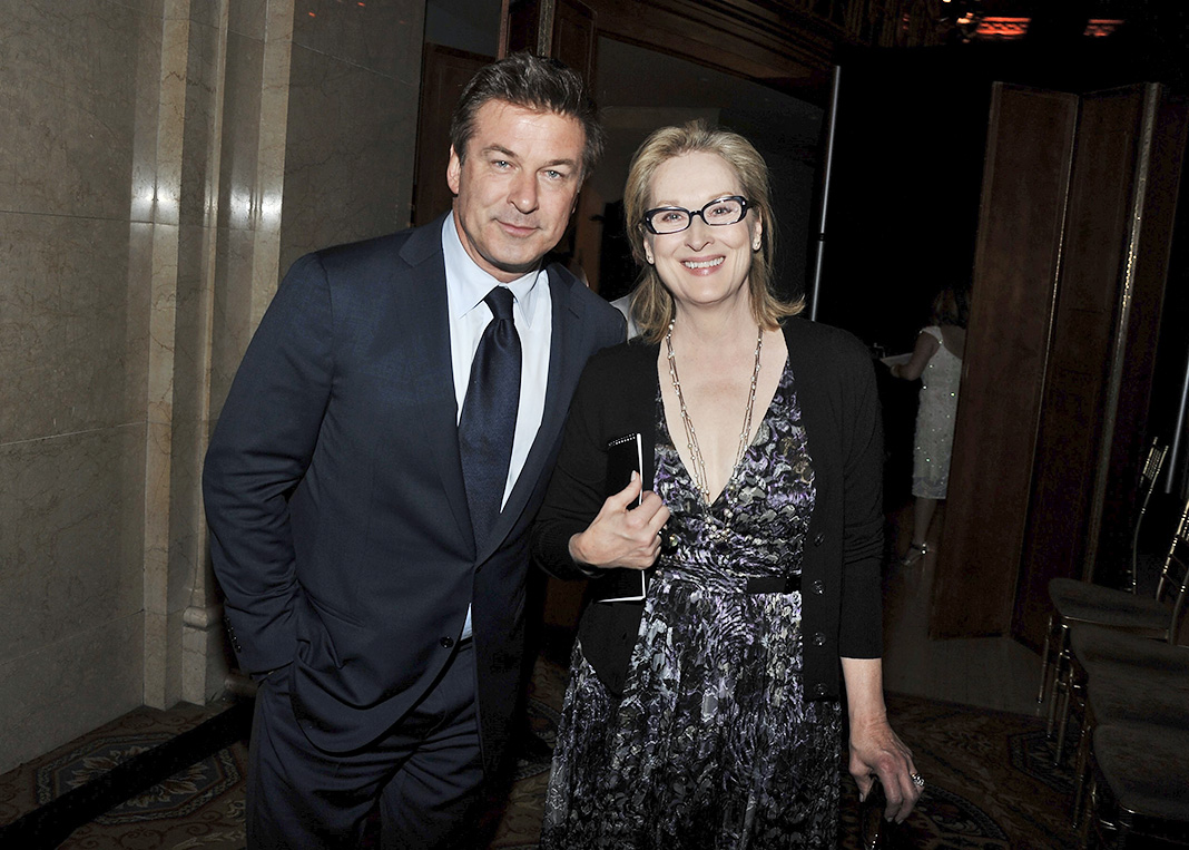 Алек Болдуин, Мерил Стрип на благотворительном гала-вечере Christopher & Dana Reeve Foundation's A Magical Evening Gala, 30 ноября 2011 г. Алек Болдуин, Мерил Стрип на благотворительном гала-вечере Christopher & Dana Reeve Foundation's A Magical Evening Gala