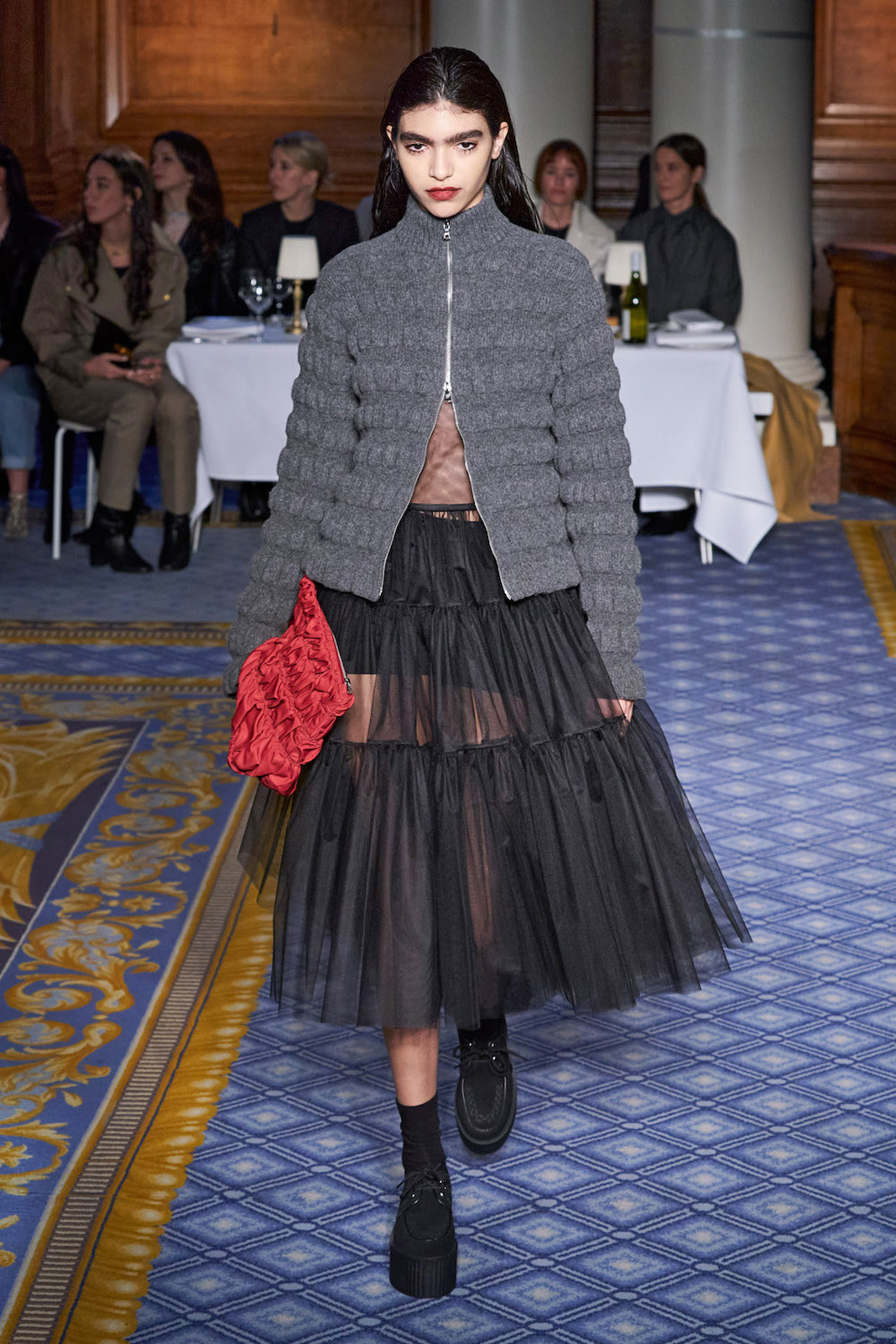 Molly Goddard Ready-to-Wear Collection F/W 2020/21 1 Molly Goddard Ready-to-Wear F/W 2020/21 1