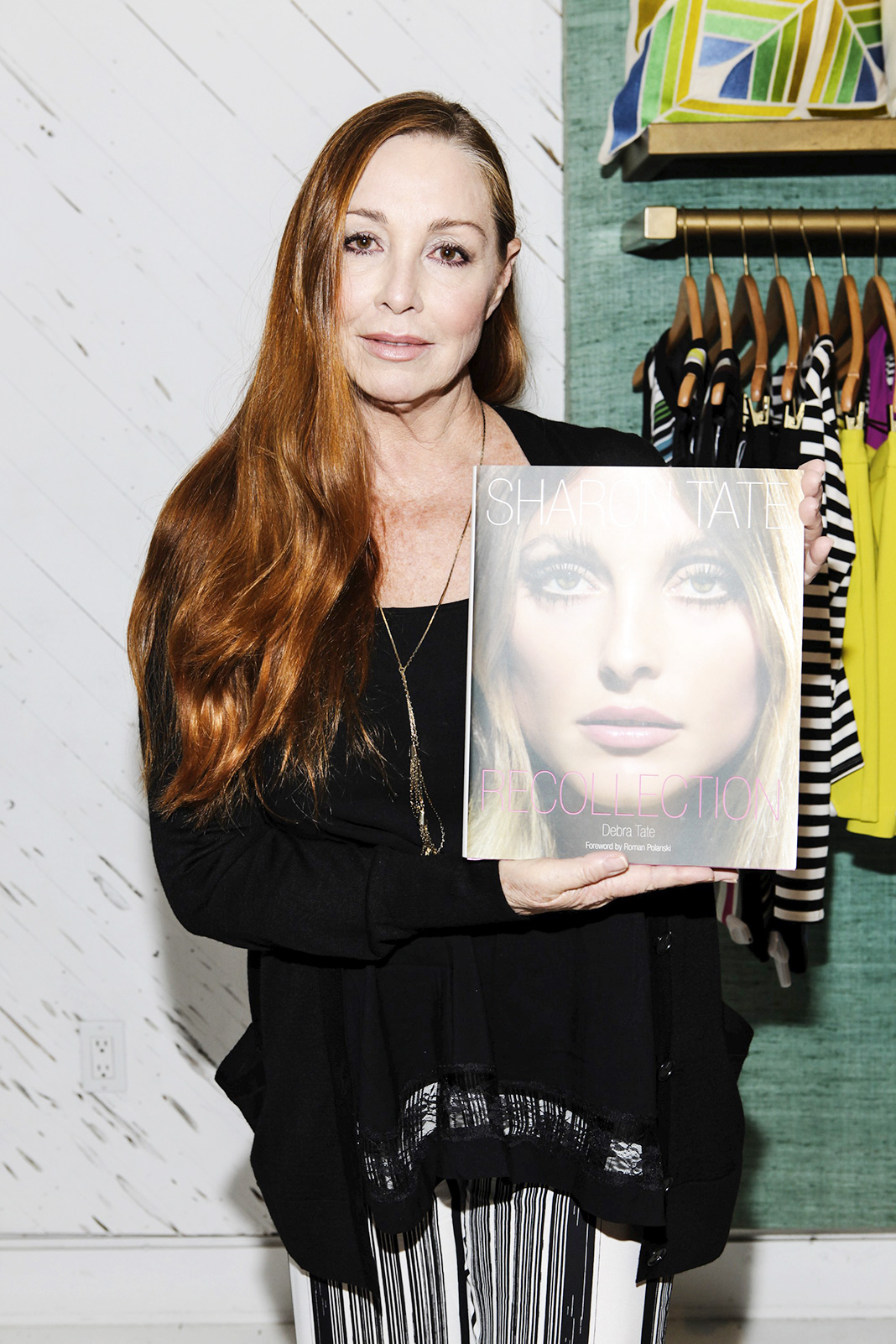 Дебра Тейт на презентации своей книги «Sharon Tate: Recollection» в Нью-Йорке Дебра Тейт на презентации своей книги «Sharon Tate: Recollection»