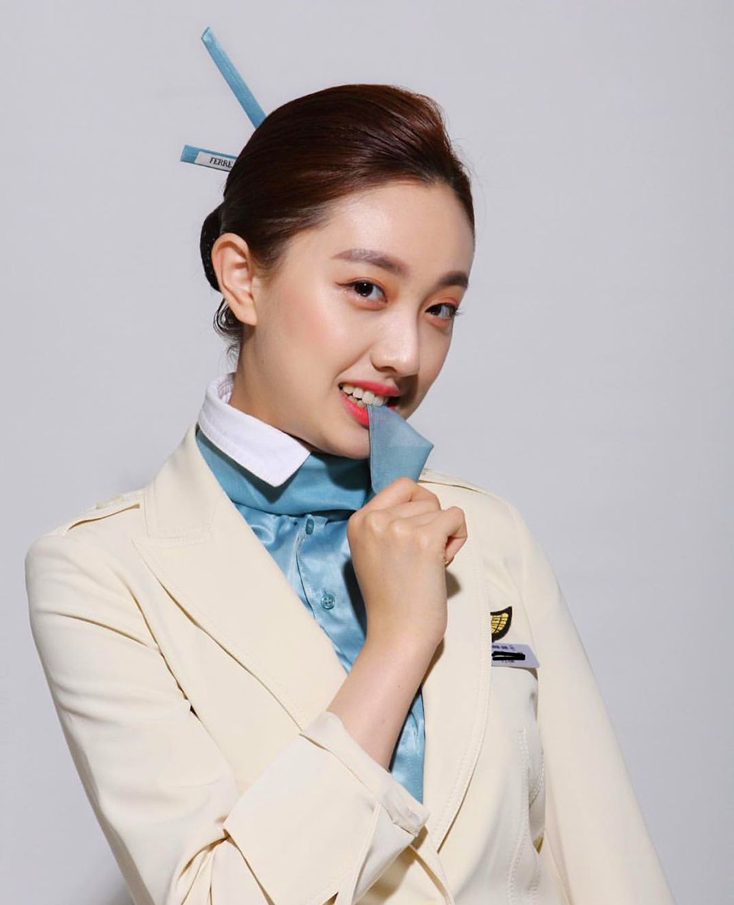 Стюардессы Korean Airlines Стюардессы Korean Airlines, 2005 г.