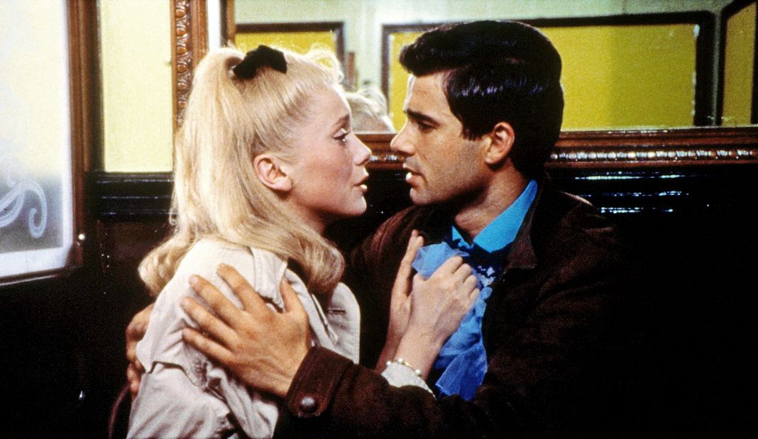 Женевьева Эмери, «Шербурские зонтики», 1964 Женевьева Эмери, «Шербурские зонтики»