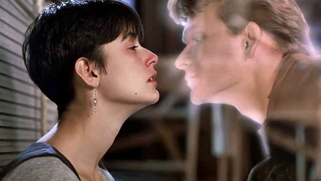 «Привидение», 1990 «Привидение»