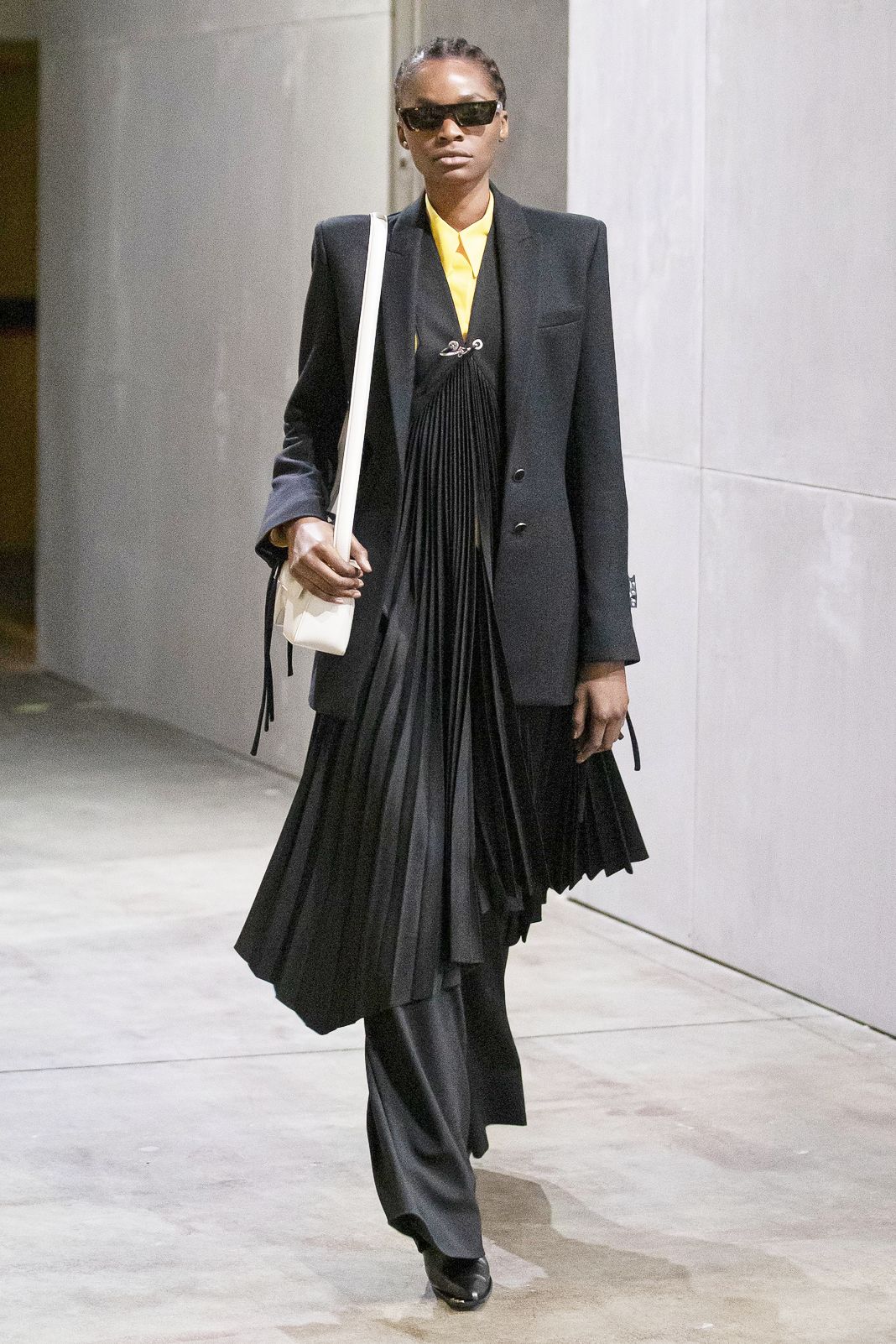 Off-White S/S 21 Ready-to-Wear Collection look 3 Off-White S/S 21 Ready-to-Wear look 3