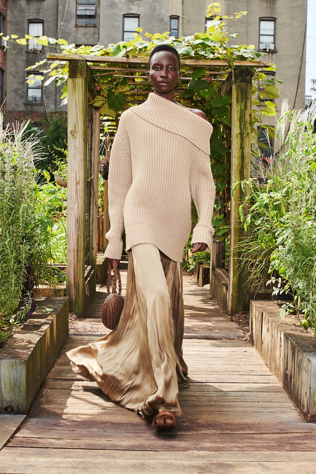 Michael Kors S/S 21 Ready-to-Wear Collection look 1 Michael Kors S/S 21 Ready-to-Wear look 1