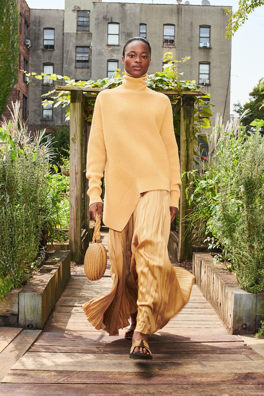 Michael Kors S/S 21 Ready-to-Wear Collection look 2 Michael Kors S/S 21 Ready-to-Wear look 2