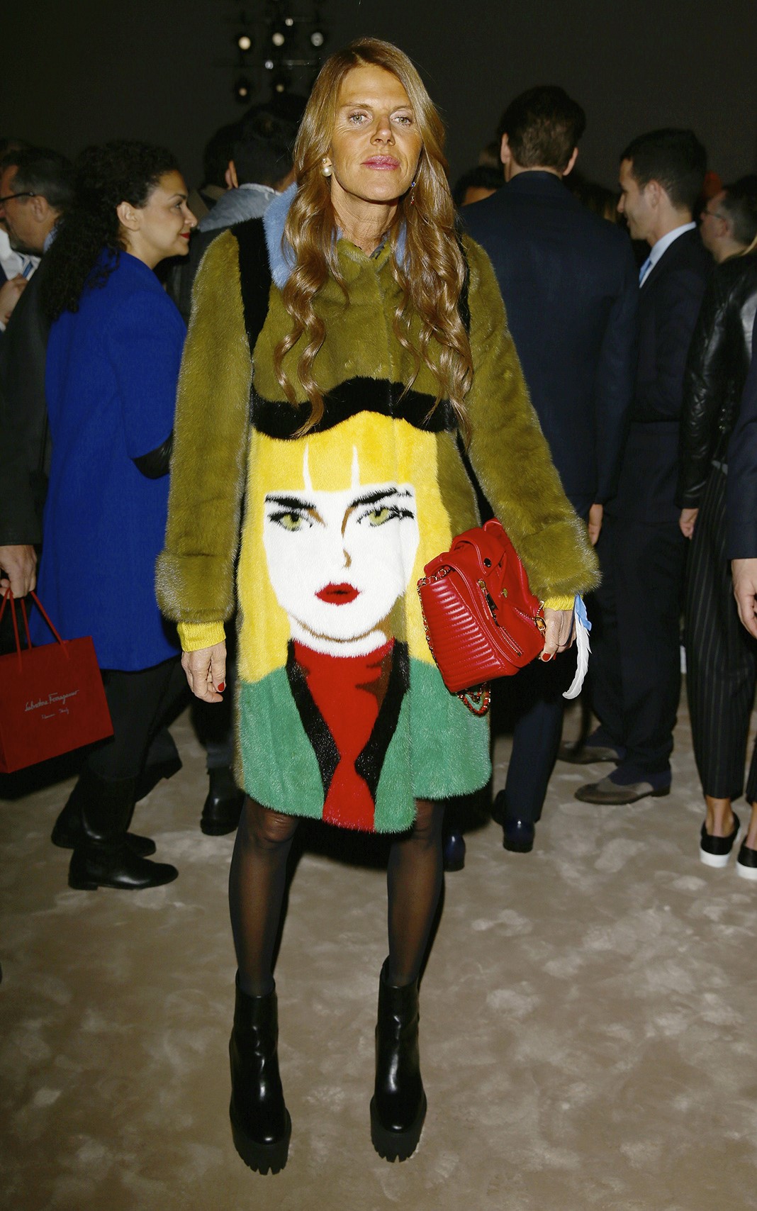 Анна Делло Руссо на показе Ferragamo, 12 января 2014 года в Милане.