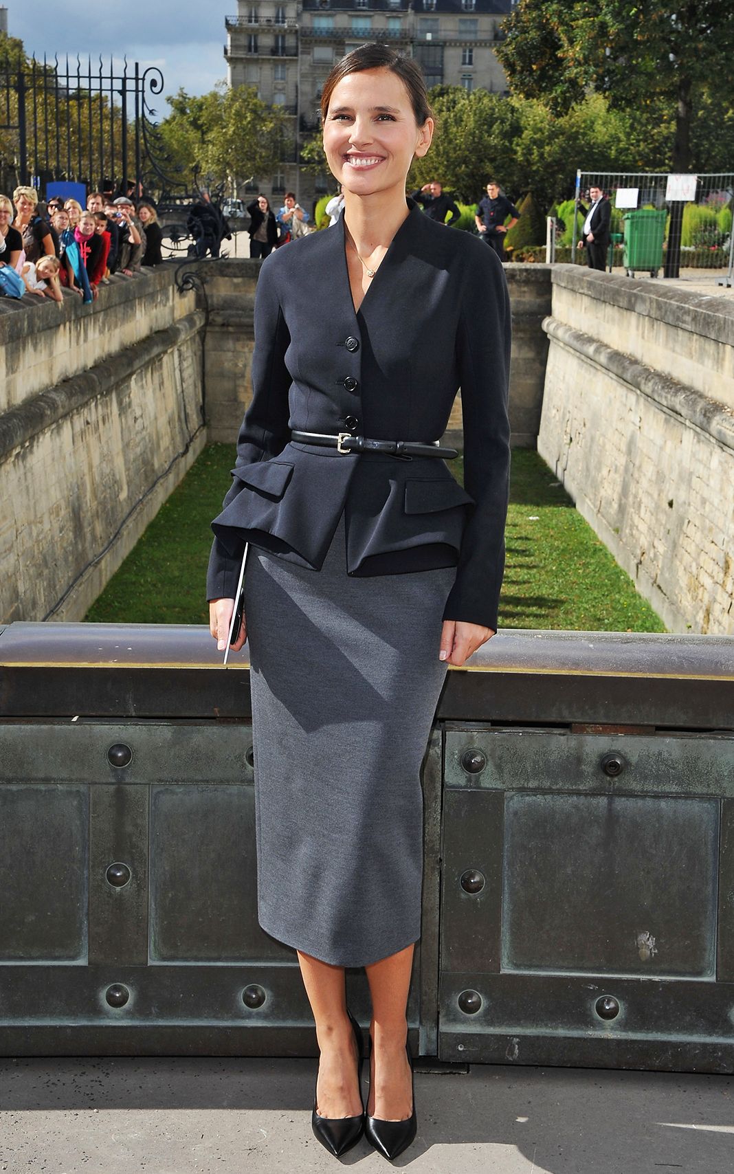 Виржини Ледуайен на шоу Christian Dior Весна/Лето 2013 в рамках Недели моды в Париже, 28 сентября 2012 г. Виржини Ледуайен на фотоколле шоу Christian Dior Весна/Лето 2013 в рамках Недели моды в Париже, 28 сентября 2012 г.