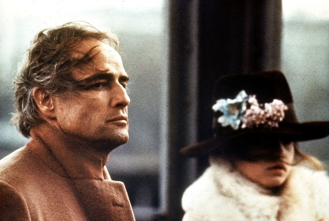 Марлон Брандо и Мария Шнайдер в фильме «Последнее танго в Париже», 1972 года Марлон Брандо и Мария Шнайдер в фильме «Последнее танго в Париже»