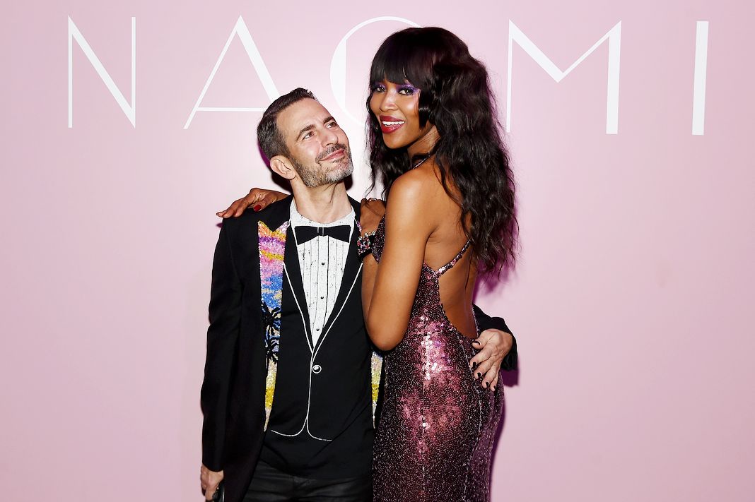 Дизайнер Марк Джейкобс и Наоми Кэмпбелл на мероприятии NAOMI в Нью-Йорке, 7 апреля 2016 г. Дизайнер Марк Джейкобс и Наоми Кэмпбелл на мероприятии NAOMI.