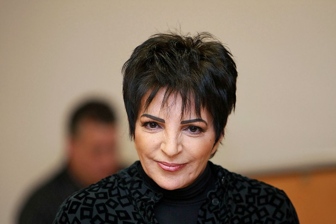 Певица Лайза Миннелли принимает участие в открытой репетиции «Liza’s at the Palace» на Бродвее, 24 октября 2008 г. Певица Лайза Миннелли принимает участие в открытой репетиции «Liza’s at the Palace»
