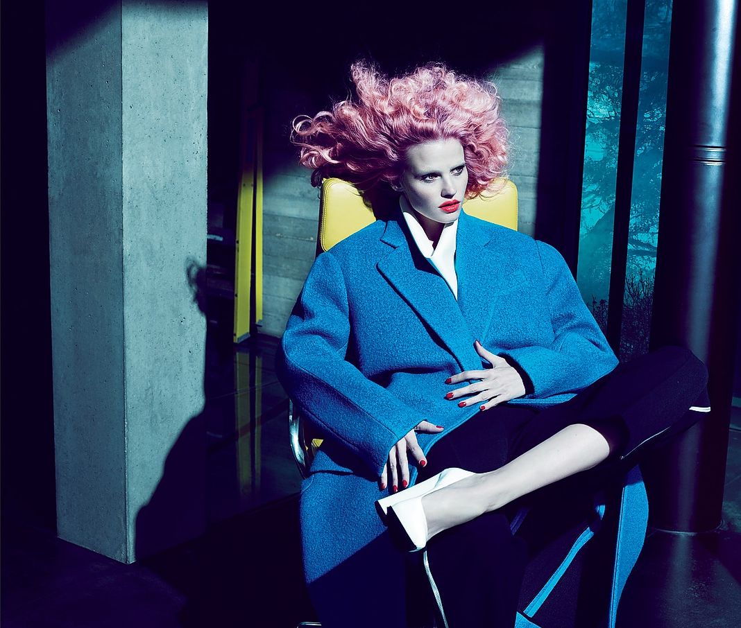 Снято по Мерт Алас и Маркус Пигготт, Vogue, июль 2012 год. Снято по Мерт Алас и Маркус Пигготт, Vogue.