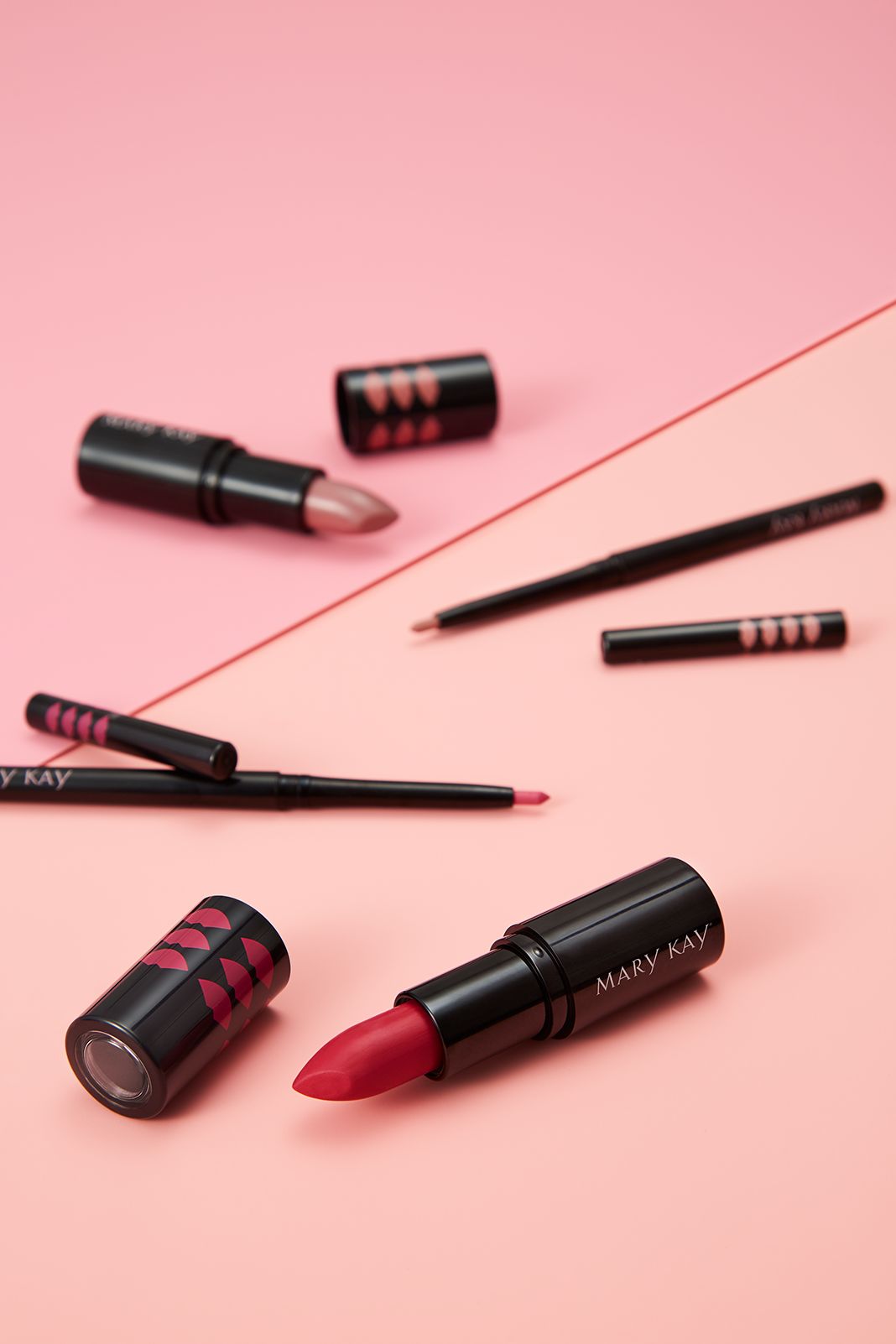 Mary Kay, Набор для губ Нюд и Розовый, губная помада & карандаш для губ Набор для губ Нюд и Розовый, губная помада & карандаш для губ от Mary Kay
