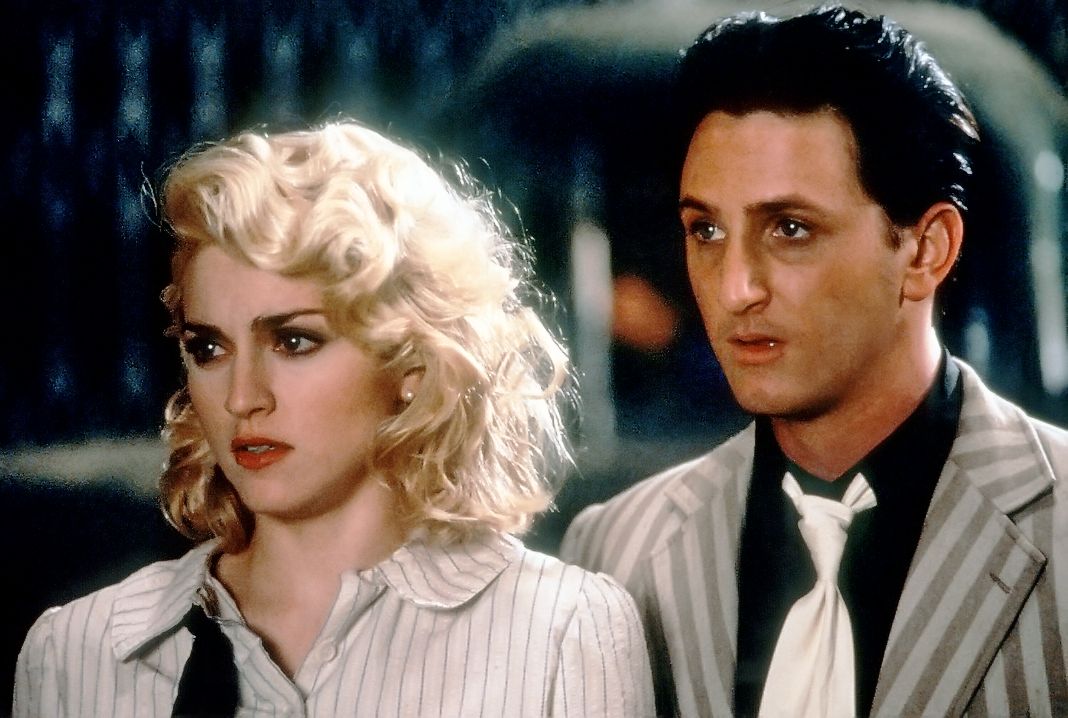 Глория Тэйтлок, фильм «Шанхайский сюрприз», 1986 Глория Тэйтлок, «Шанхайский сюрприз», 1986