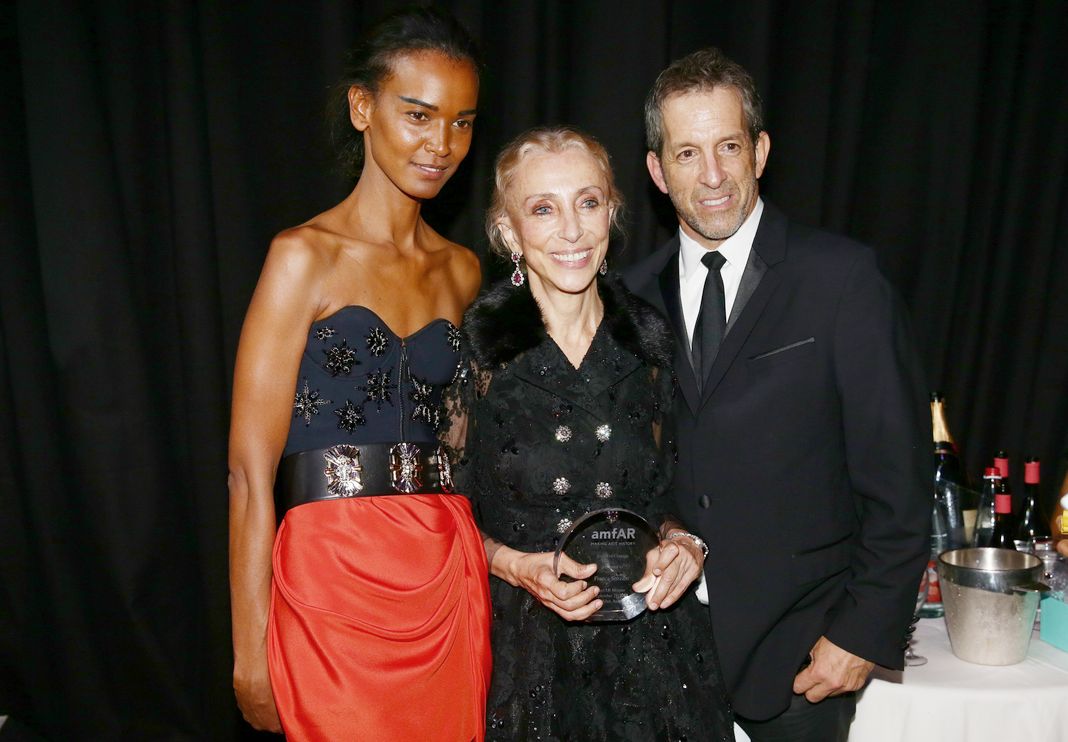 Лия Кебеде, Франка Соццани и Кеннет Коул на amfAR Milano 2013 в Милане, 21 сентября 2013. Лия Кебеде, Франка Соццани и Кеннет Коул на amfAR Milano 2013