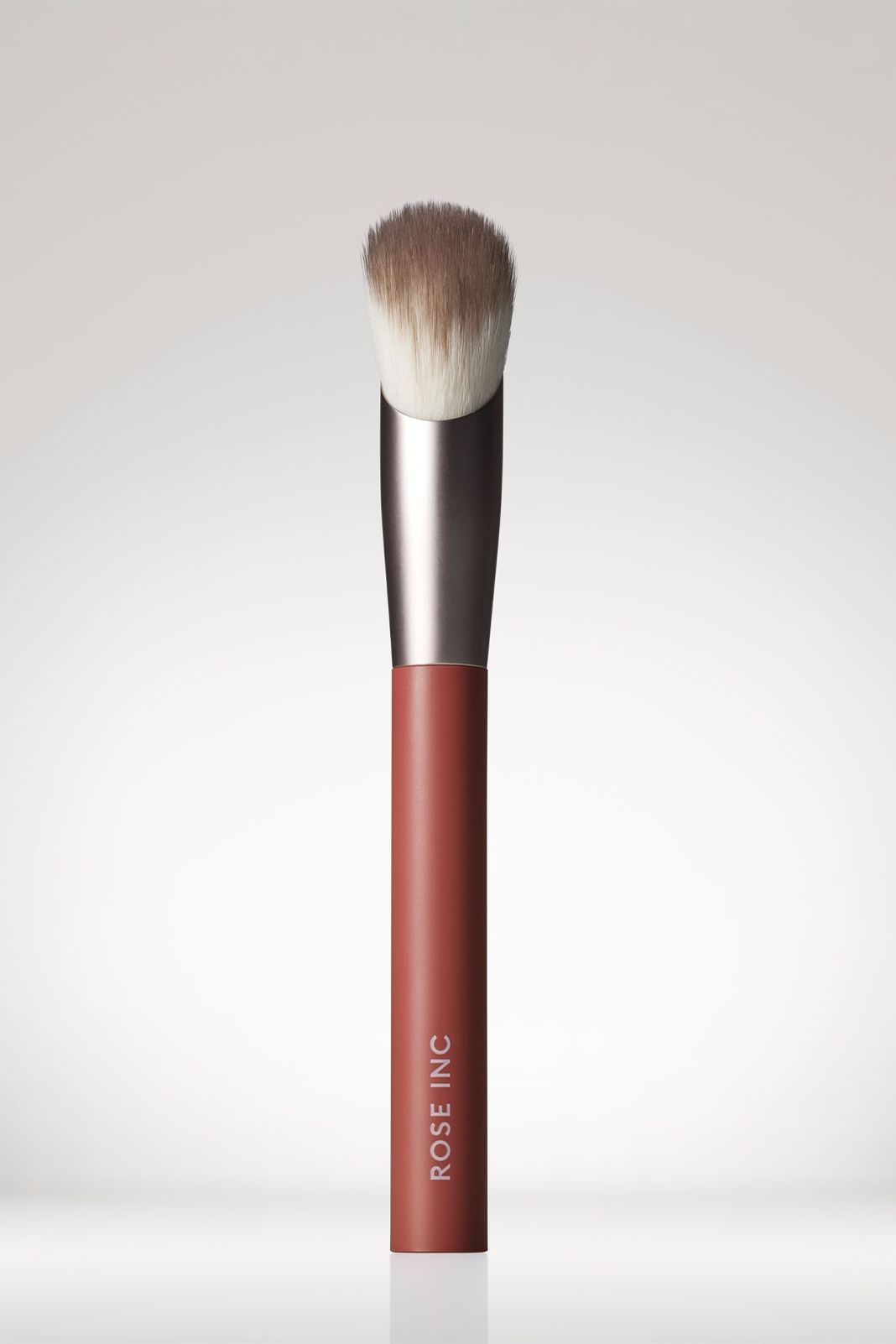 Косметика Rose Inc. : кисти для макияжа