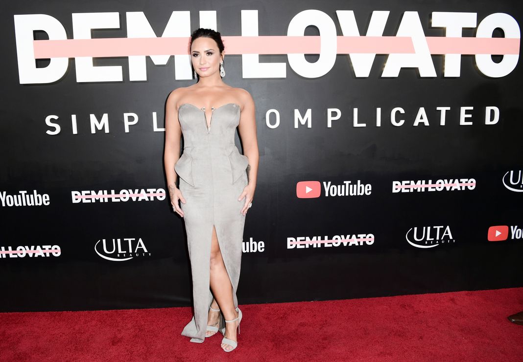 Деми Ловато на премьере «Demi Lovato: Simply Complicated» в Лос-Анджелесе, 11 октября 2017 г. Деми Ловато на премьере «Demi Lovato: Simply Complicated»