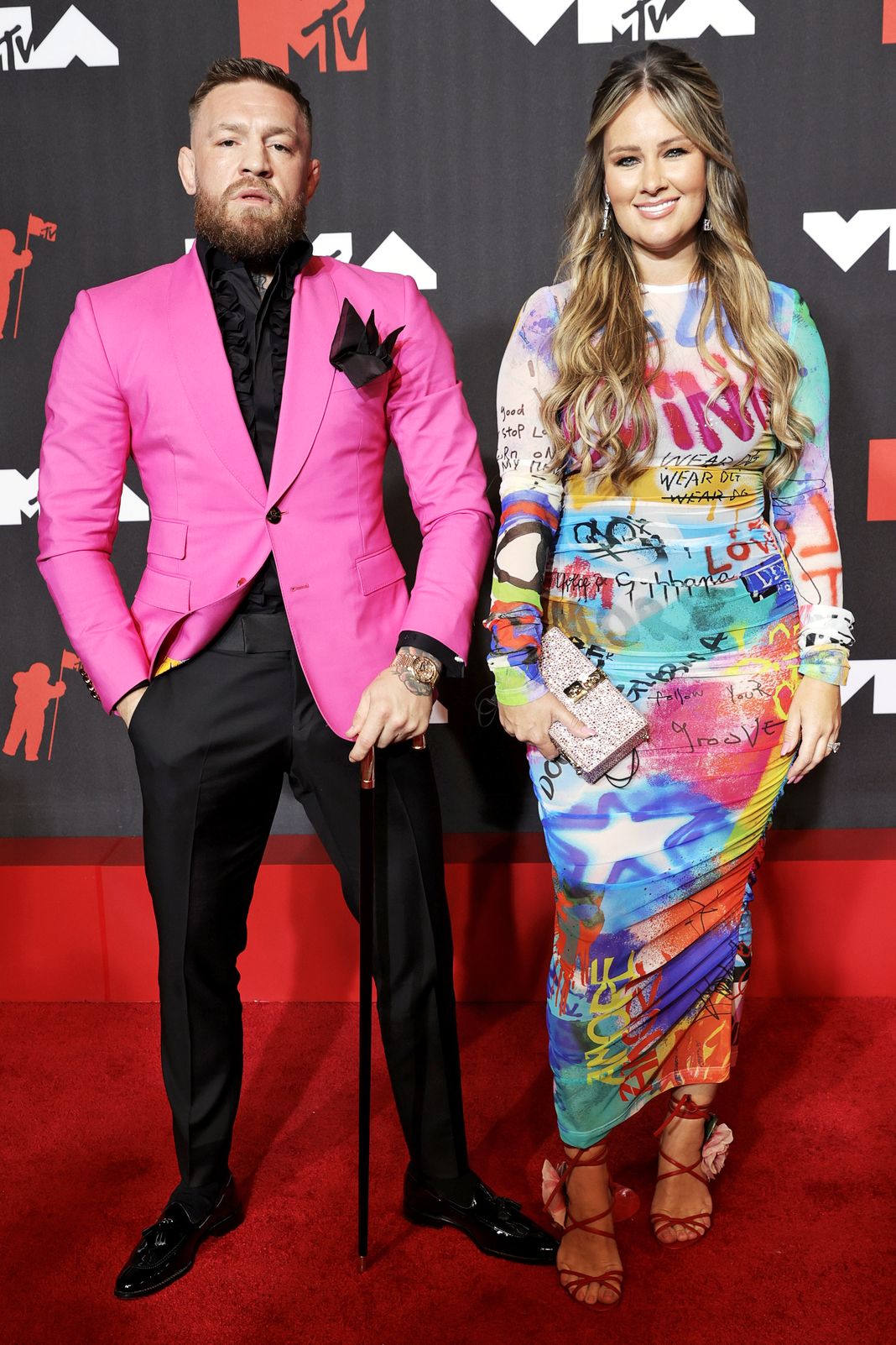 Конор Макгрегор, Ди Дэвлин на церемонии вручения премий MTV Video Music Awards 2021 в Нью-Йорке, 12 сентября 2021 г. Конор Макгрегор, Ди Дэвлин на церемонии вручения премий MTV Video Music Awards 2021