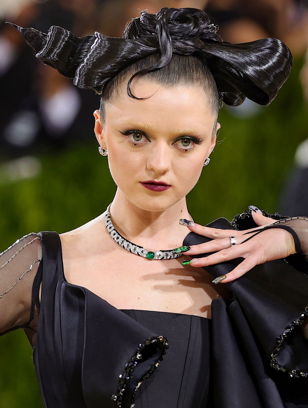Мэйси Уильямс на балу Института костюма Met Gala 2021 «In America: A Lexicon Of Fashion» в Метрополитен-музее, 13 сентября 2021 г., фото 3 Мэйси Уильямс на балу Института костюма Met Gala 2021 «In America: A Lexicon Of Fashion», фото 3