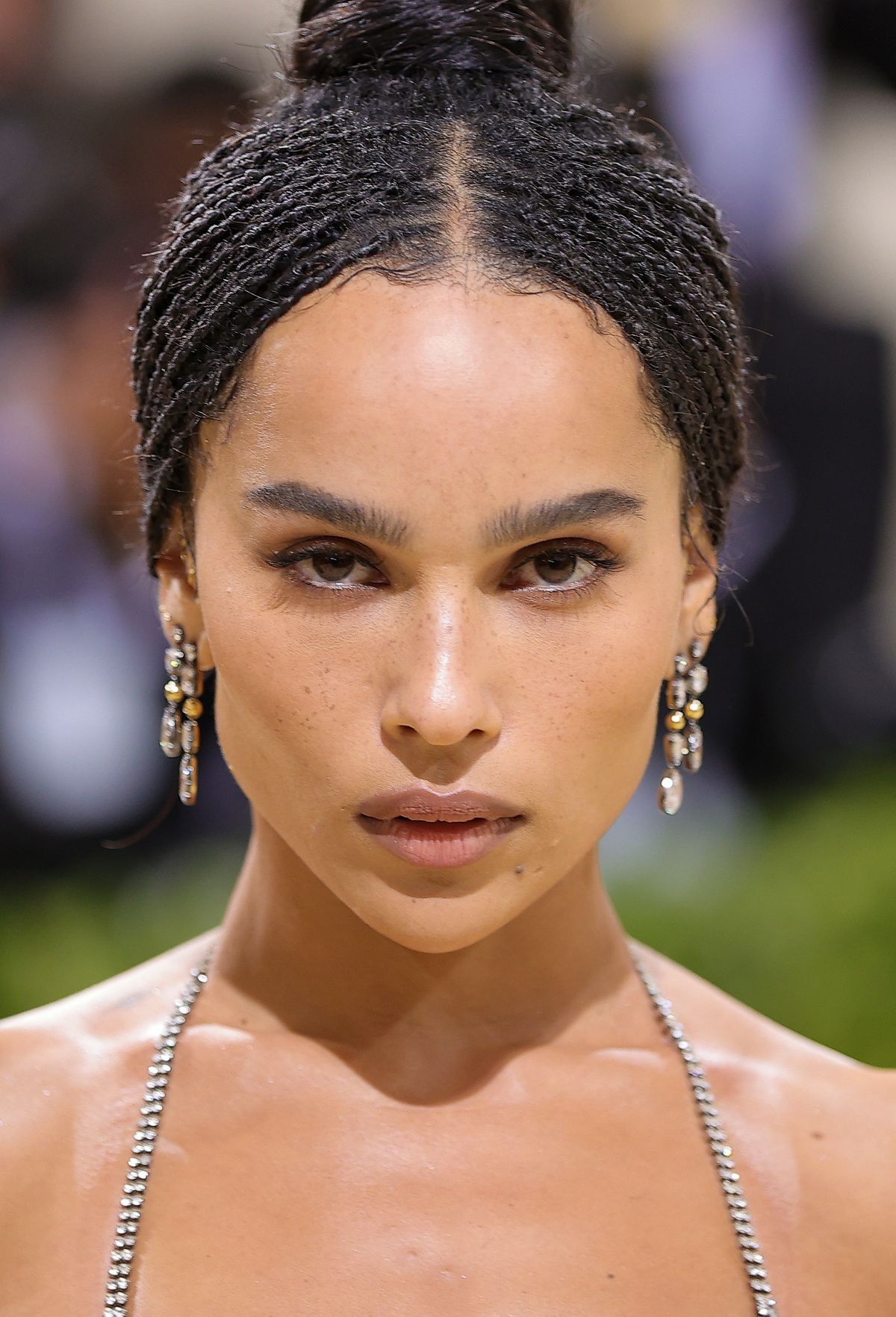 Зои Кравиц на балу Института костюма Met Gala 2021 «In America: A Lexicon Of Fashion» в Метрополитен-музее, 13 сентября 2021 г., фото 4 Зои Кравиц на балу Института костюма Met Gala 2021 «In America: A Lexicon Of Fashion», фото 4