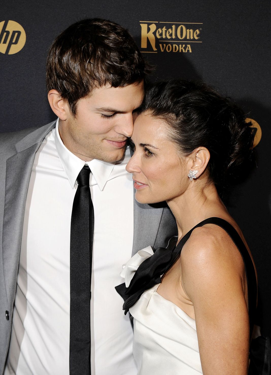 Эштон Катчер, Деми Мур на вечере GQ Gentlemen's Ball 2009 в Нью-Йорке, 28 октября 2009 г. Эштон Катчер, Деми Мур на вечере GQ Gentlemen's Ball 2009 в Нью-Йорке
