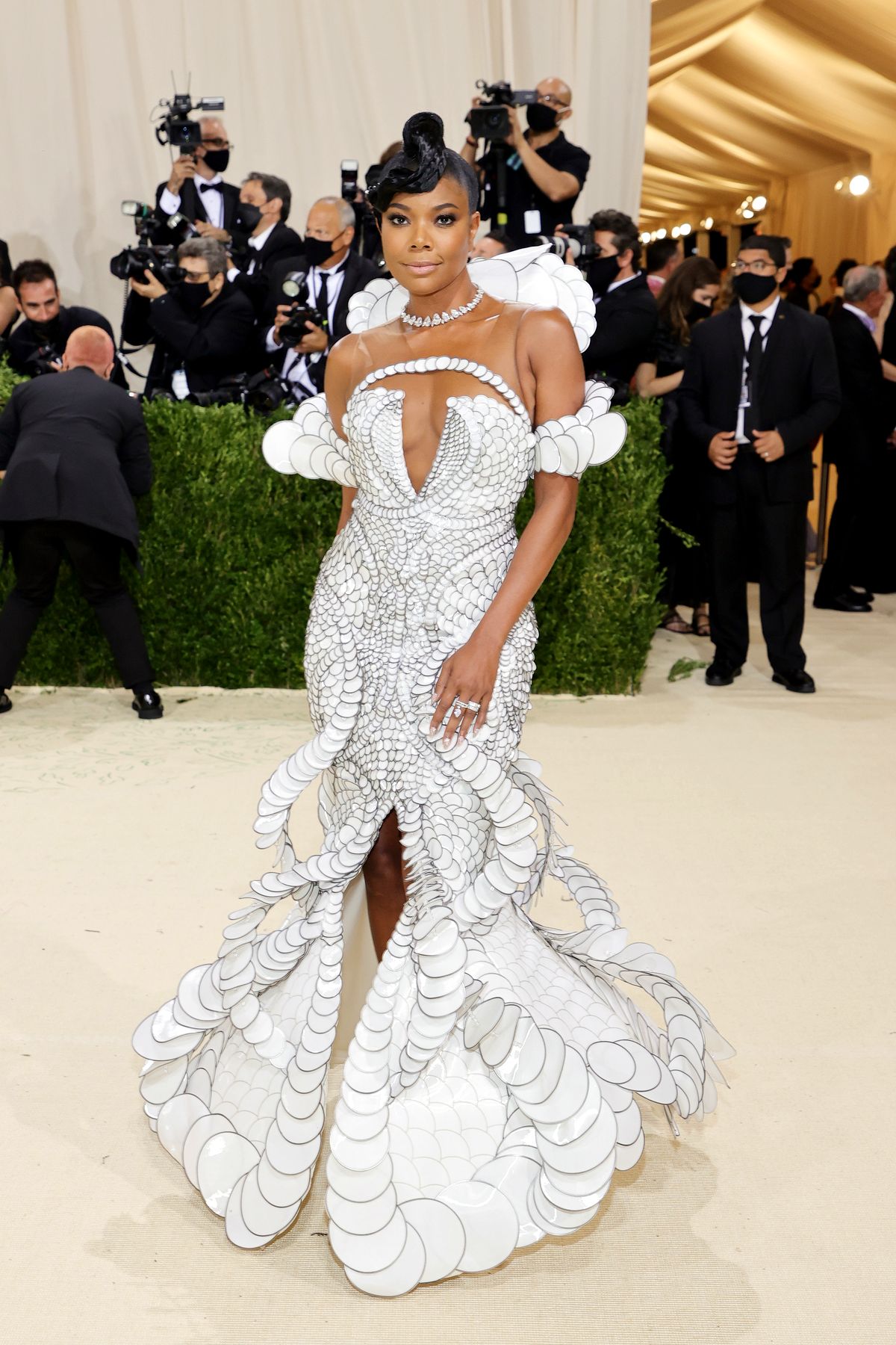 Габриэль Юнион на балу Института костюма Met Gala 2021 «In America: A Lexicon Of Fashion» в Метрополитен-музее, 13 сентября 2021 г., фото 3 Габриэль Юнион на балу Института костюма Met Gala 2021 «In America: A Lexicon Of Fashion», фото 3
