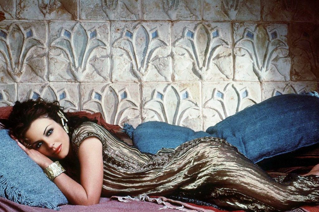 Элизабет Херли в фильме «Самсон и Далила», 1996 г. Элизабет Херли в фильме «Самсон и Далила»