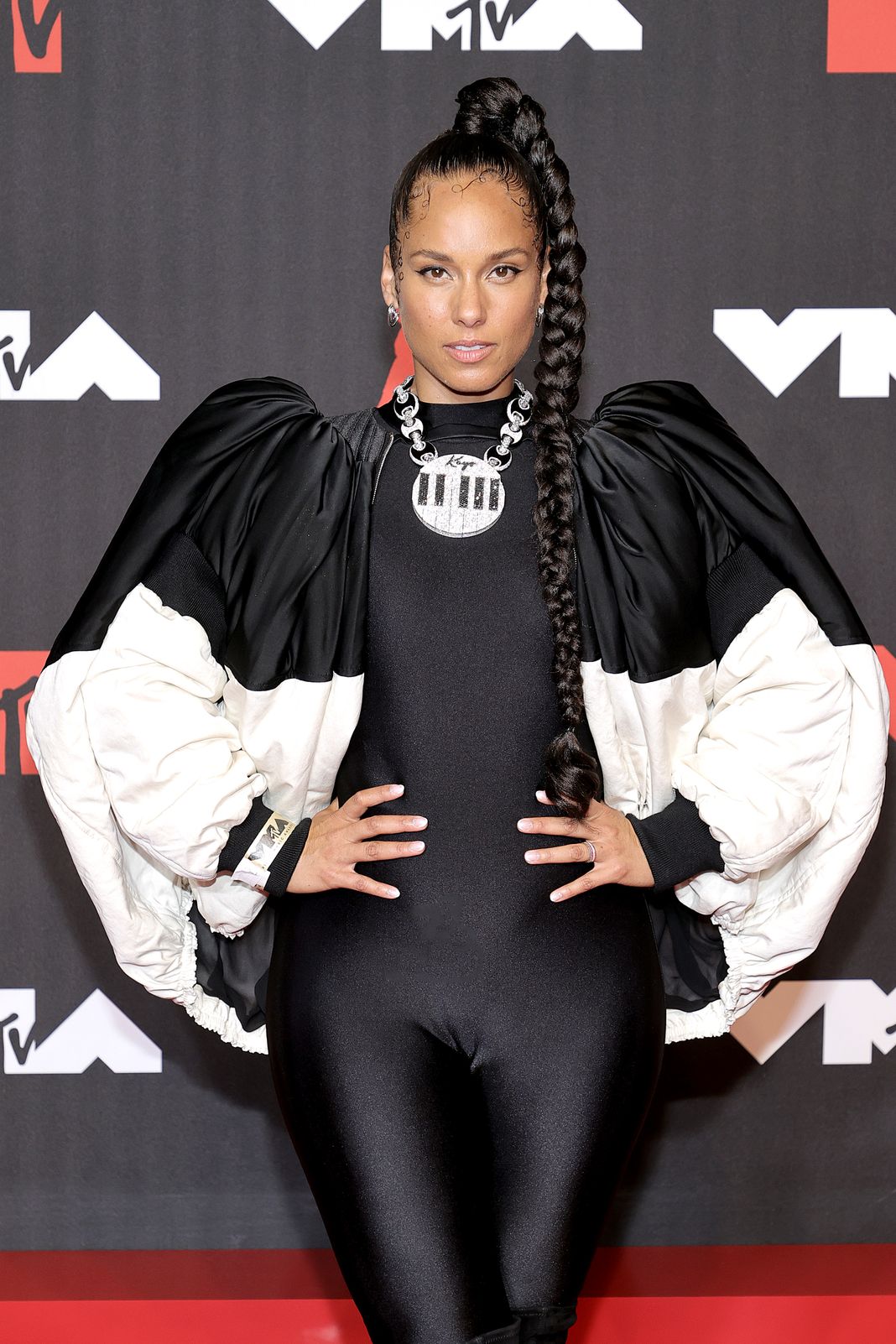 Алиша Киз на церемонии вручения премий MTV Video Music Awards 2021 в Нью-Йорке, 12 сентября 2021 г., фото 2 Алиша Киз на церемонии вручения премий MTV Video Music Awards 2021, фото 2