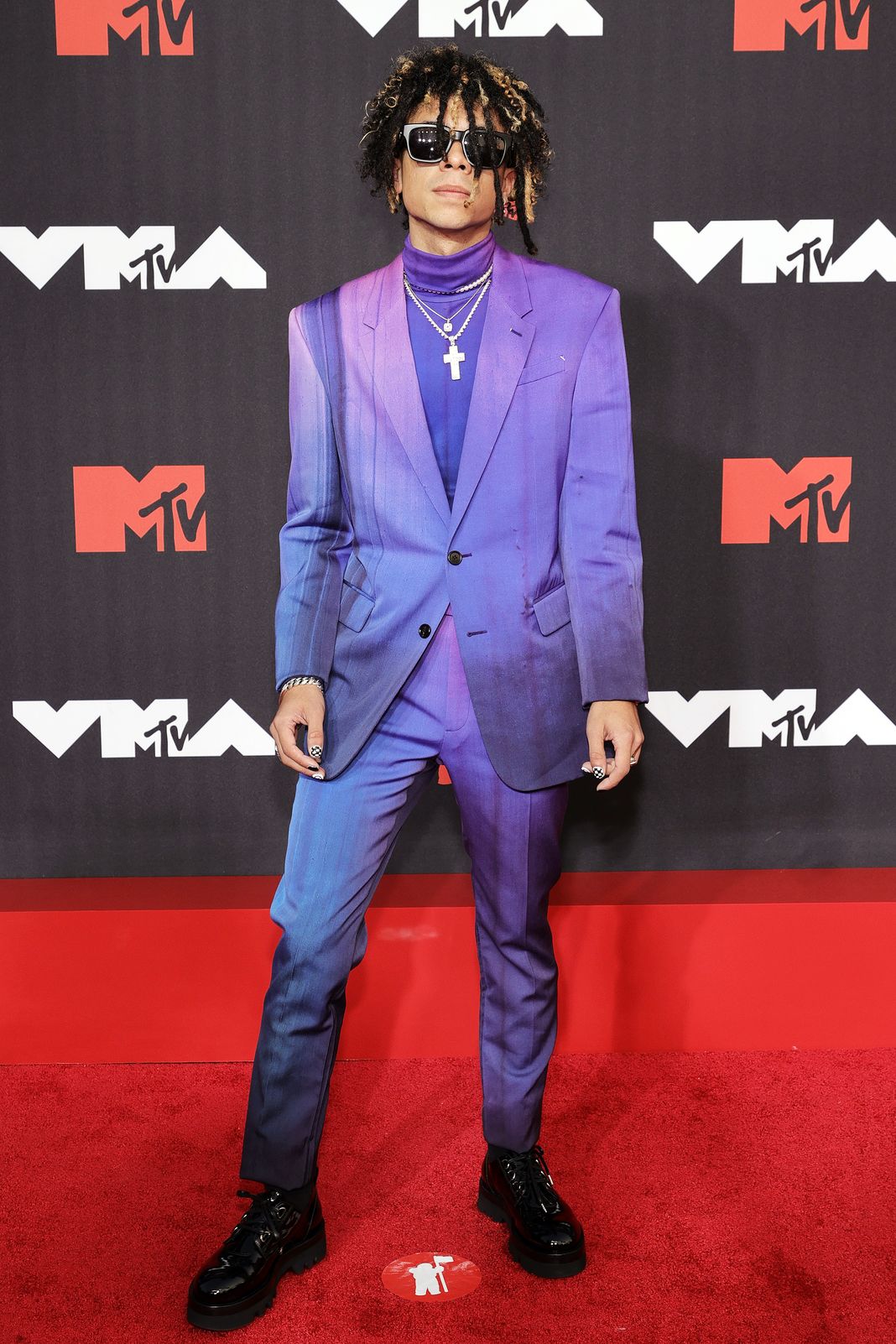 Ян Диор (Iann Dior) на церемонии вручения премий MTV Video Music Awards 2021 в Нью-Йорке, 12 сентября 2021 г., фото 1 Ян Диор (Iann Dior) на церемонии вручения премий MTV Video Music Awards 2021, фото 1