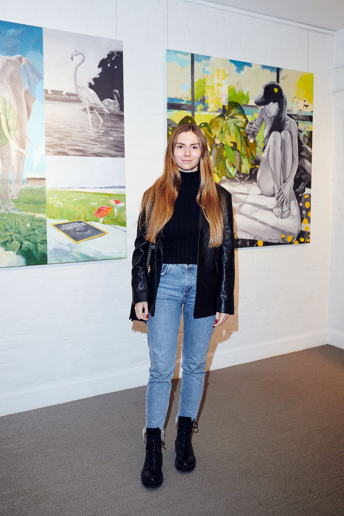 Анастасия Силенская на открытии выставки Павла Полянского «Мираж» в Askeri Gallery, 27 октября 2021 г.