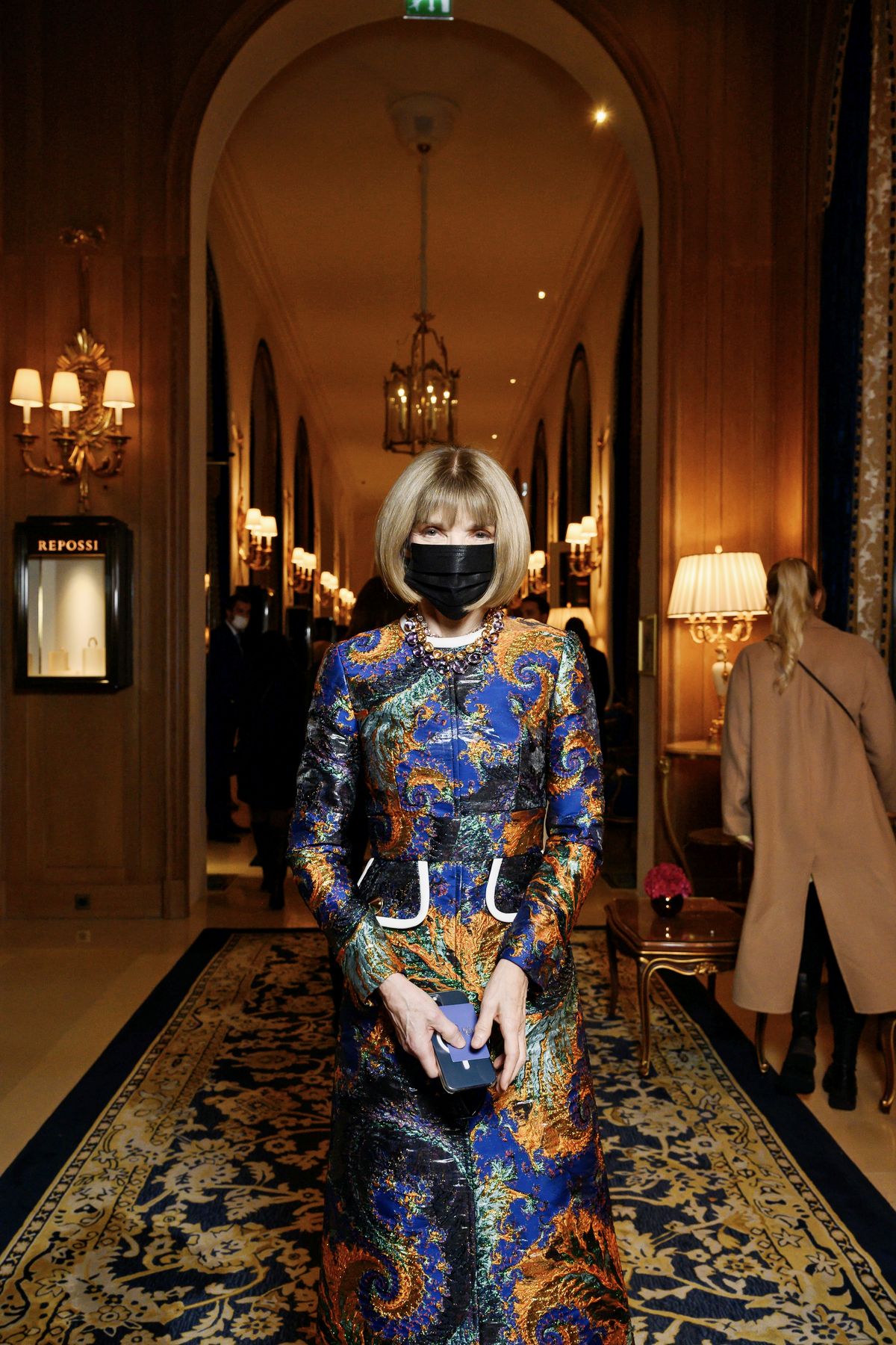Анна Винтур на шоу Messika by Kate Moss в отеле Ritz Paris, 3 октября 2021 г. Анна Винтур на шоу Messika by Kate Moss