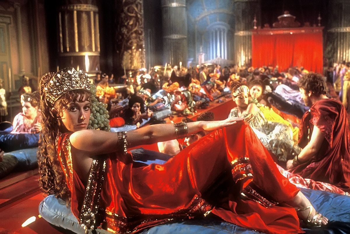 Хелен Миррен в фильме «Калигула», 1979 г. Хелен Миррен в фильме «Калигула»