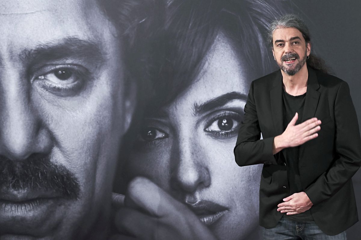 Кинорежиссер Фернандо Леон де Араноа на фотоколле фильма «Эскобар»