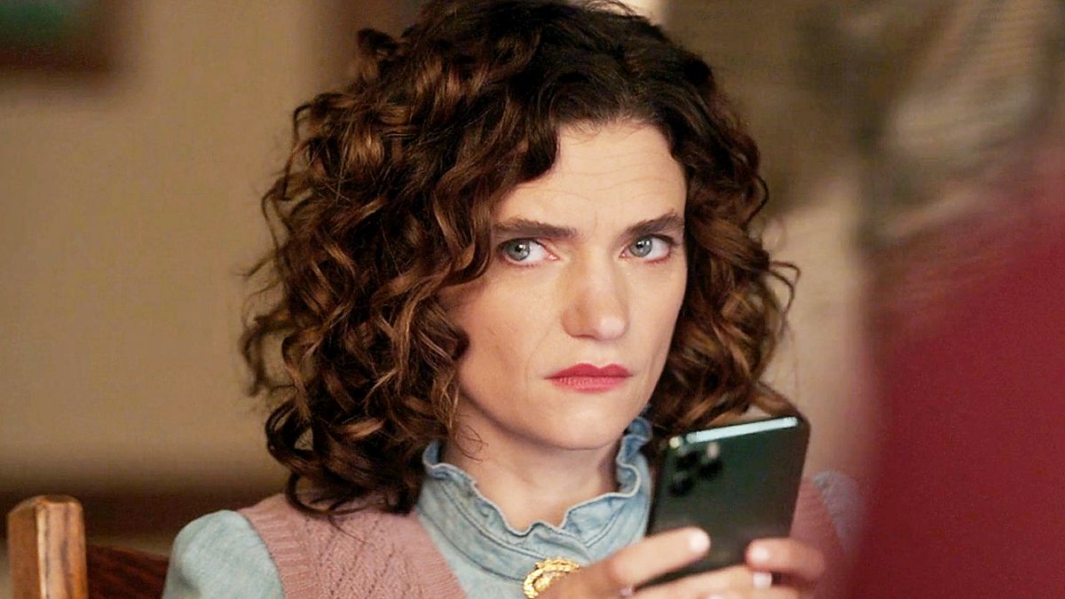 В роли Венди в сериале «Сплетница»