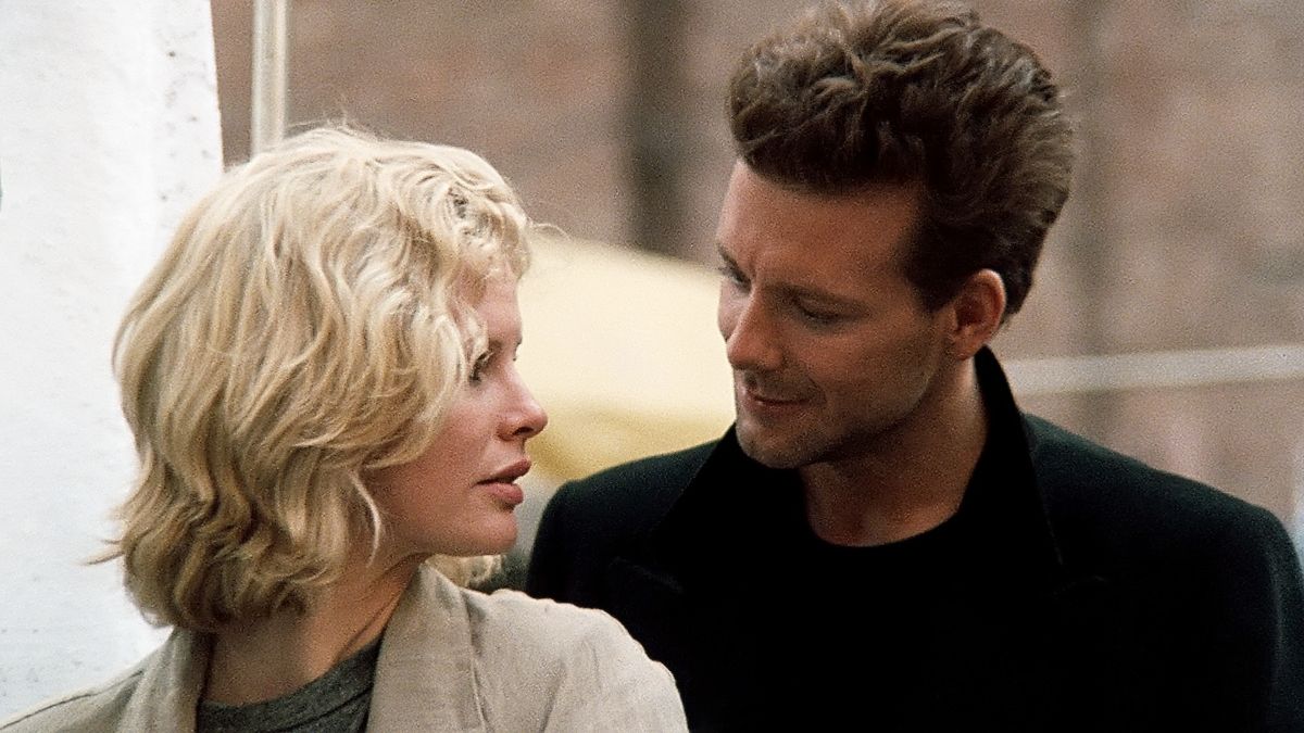Микки Рурк и Ким Бейсингер в фильме «Девять с половиной недель», 1986 г. Микки Рурк и Ким Бейсингер в фильме «Девять с половиной недель»