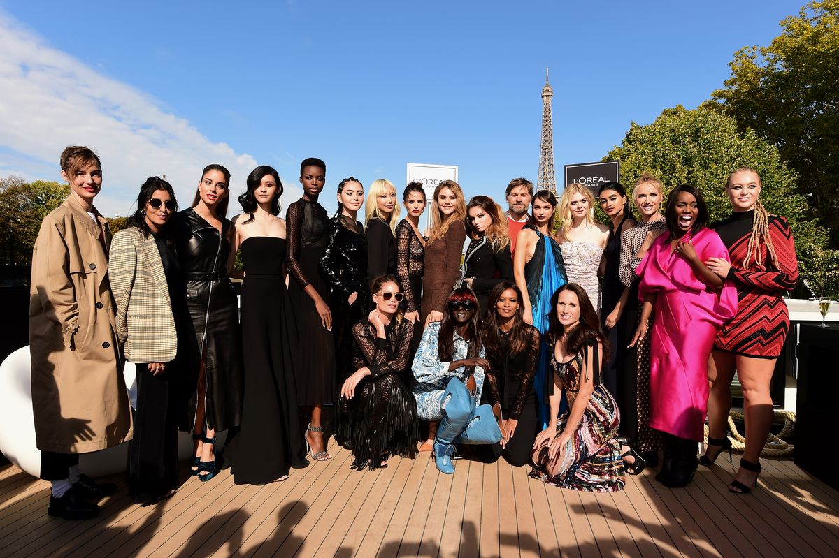 Аджа Наоми Кинг на Le Defile L'Oreal Paris в рамках Недели моды в Париже, 30 сентября 2018 г.