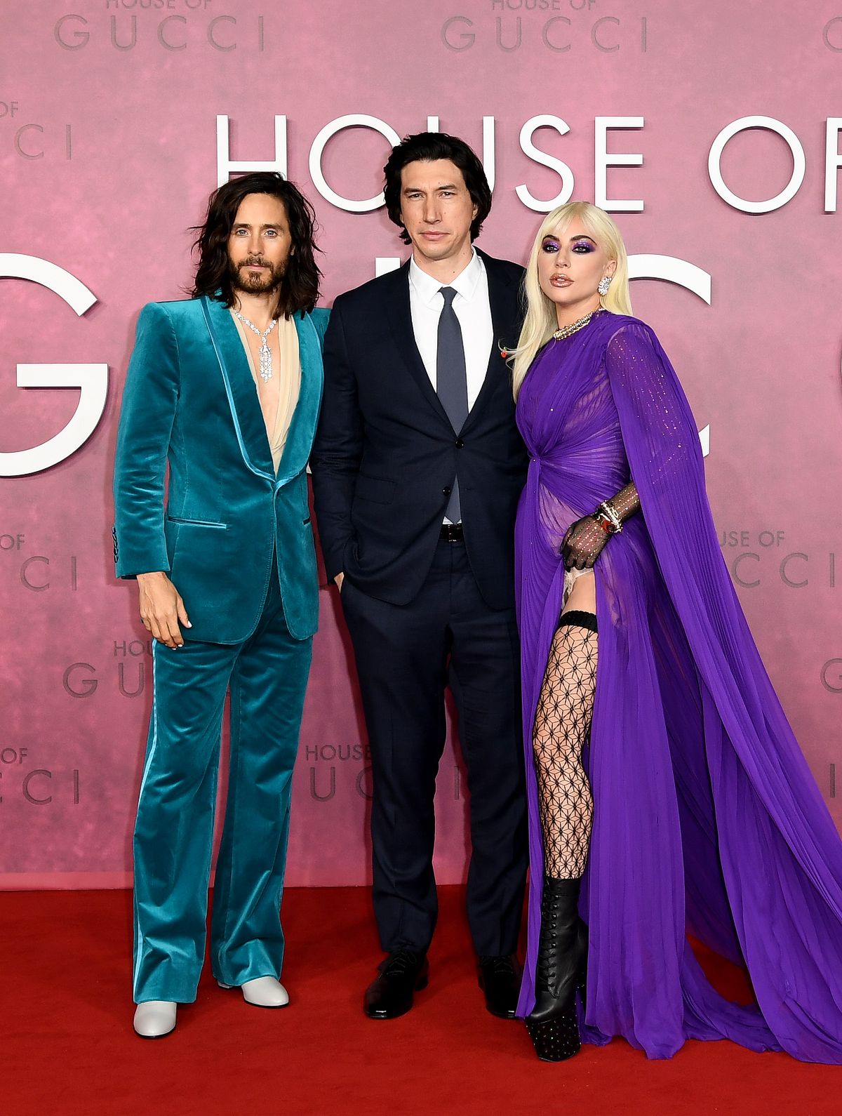 Джаред Лето, Адам Драйвер, Леди Гага на премьере фильма «Дом Gucci» в Лондоне, 9 ноября 2021 г. Джаред Лето, Адам Драйвер, Леди Гага на премьере фильма «Дом Gucci» в Лондоне